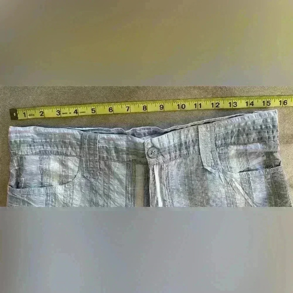 Surface Women's Short Shorts (385) - Picture 6 of 9